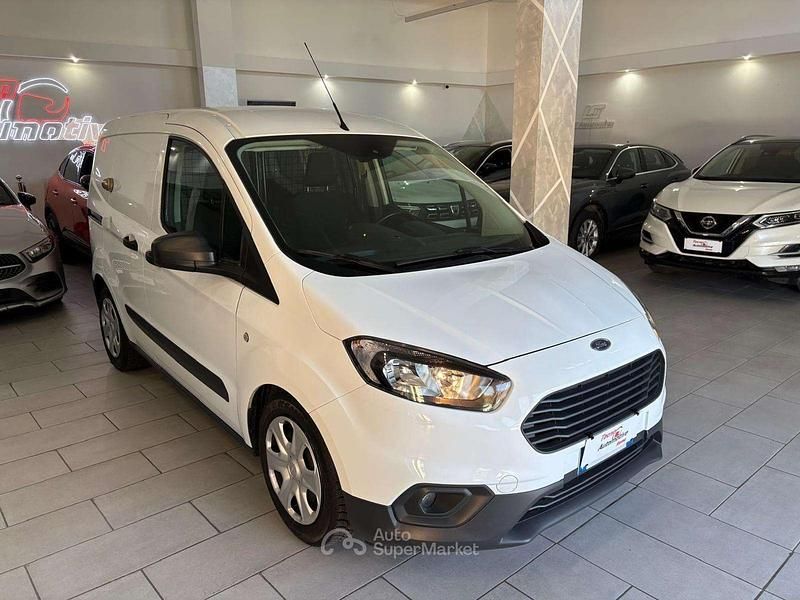 Usado Ford Transit Trend 101 CV (74 kW) 2022 Blanco Berlina