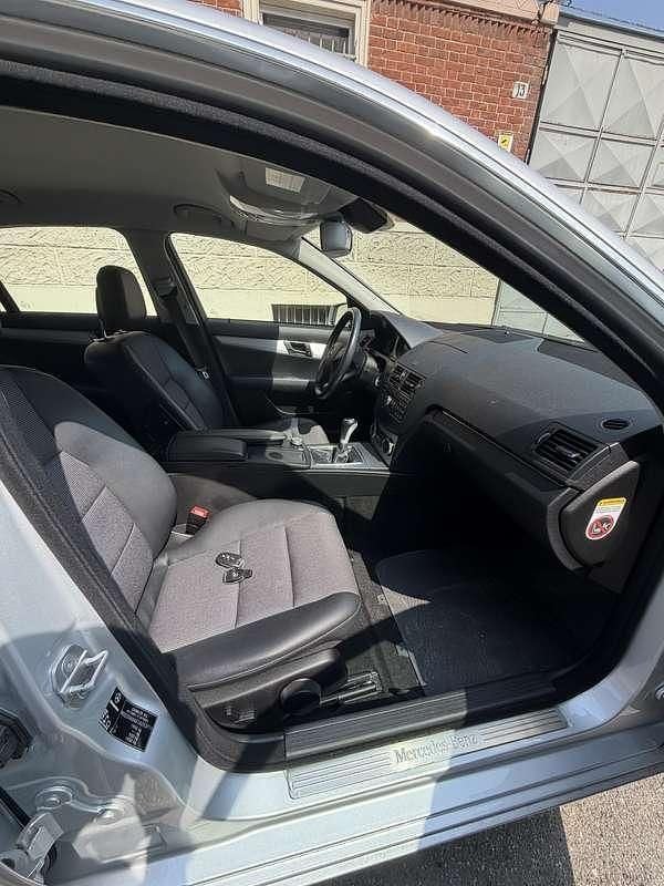 Usata Mercedes C180 Avantgarde 156 CV (114 kW) 2009 Berlina