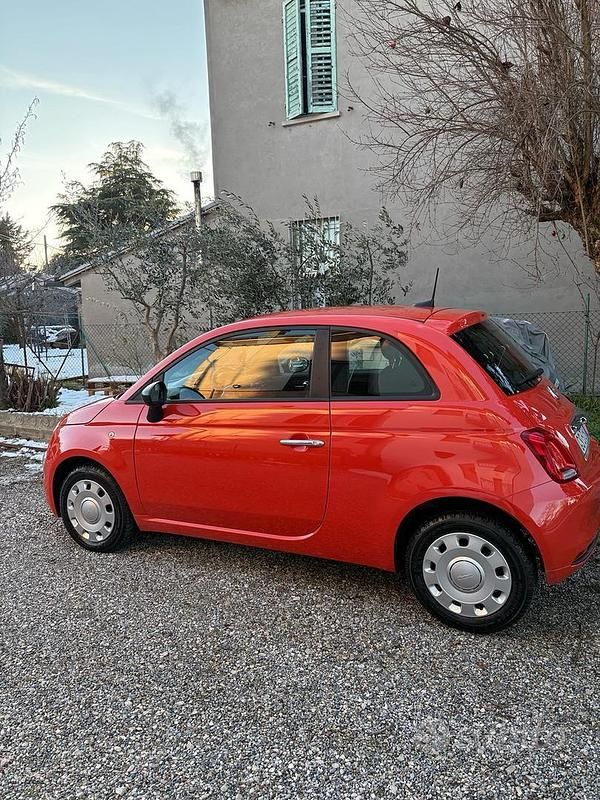 Usata Fiat 500 70 CV (51 kW) 2023 Arancione Berlina