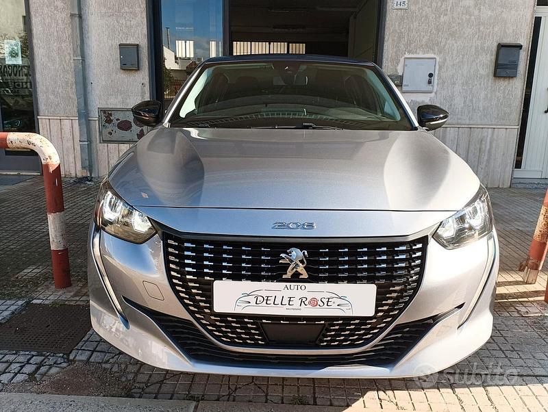 Usata Peugeot 208 Allure 75 CV (55 kW) 2022 Grigio Utilitaria