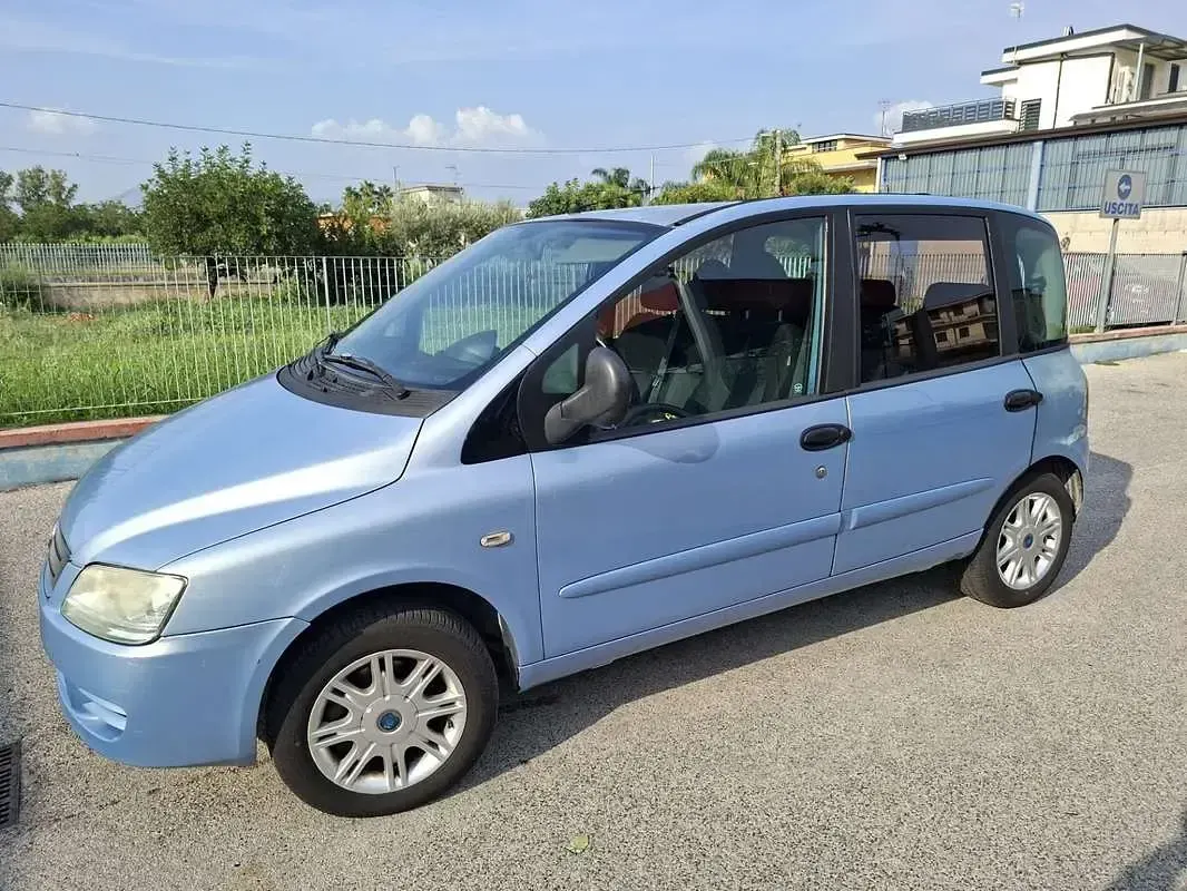 Usata Fiat Multipla 103 CV (75 kW) 2004 Monovolume