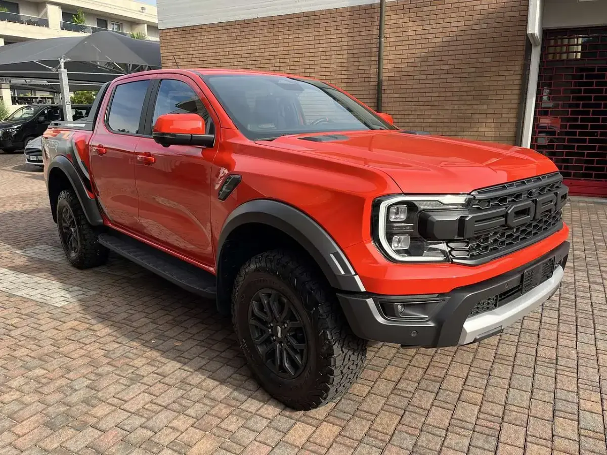 Nuova Ford Ranger Raptor 209 CV (153 kW) 2026 Code orange Pick-up