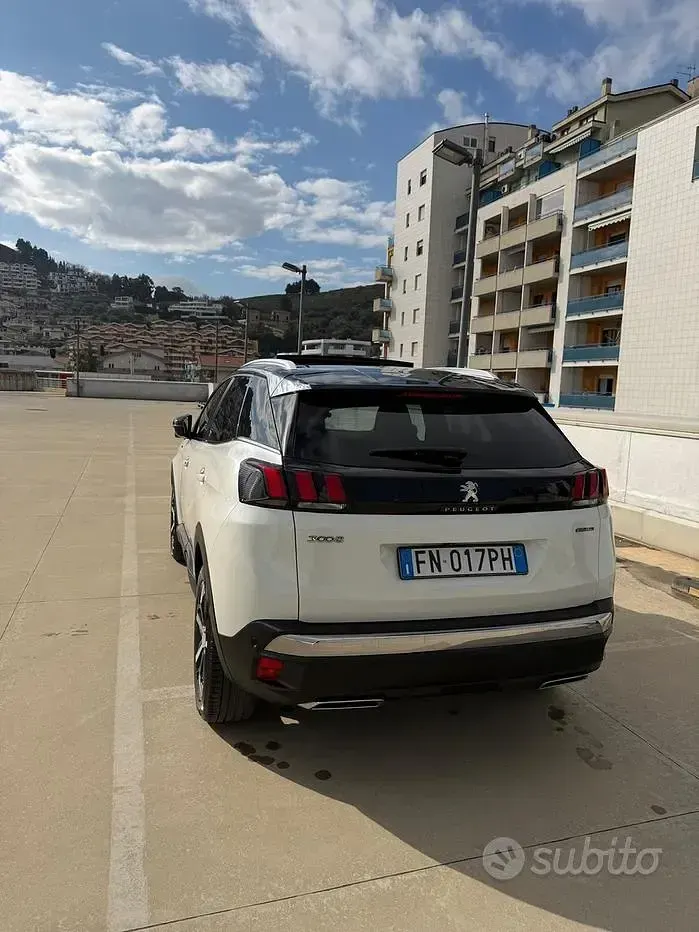 Usata Peugeot 3008 120 CV (88 kW) 2018 Bianco SUV