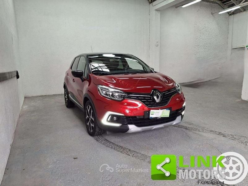 Usata Renault Captur Initiale Paris 110 CV (80 kW) 2017 Rosso SUV