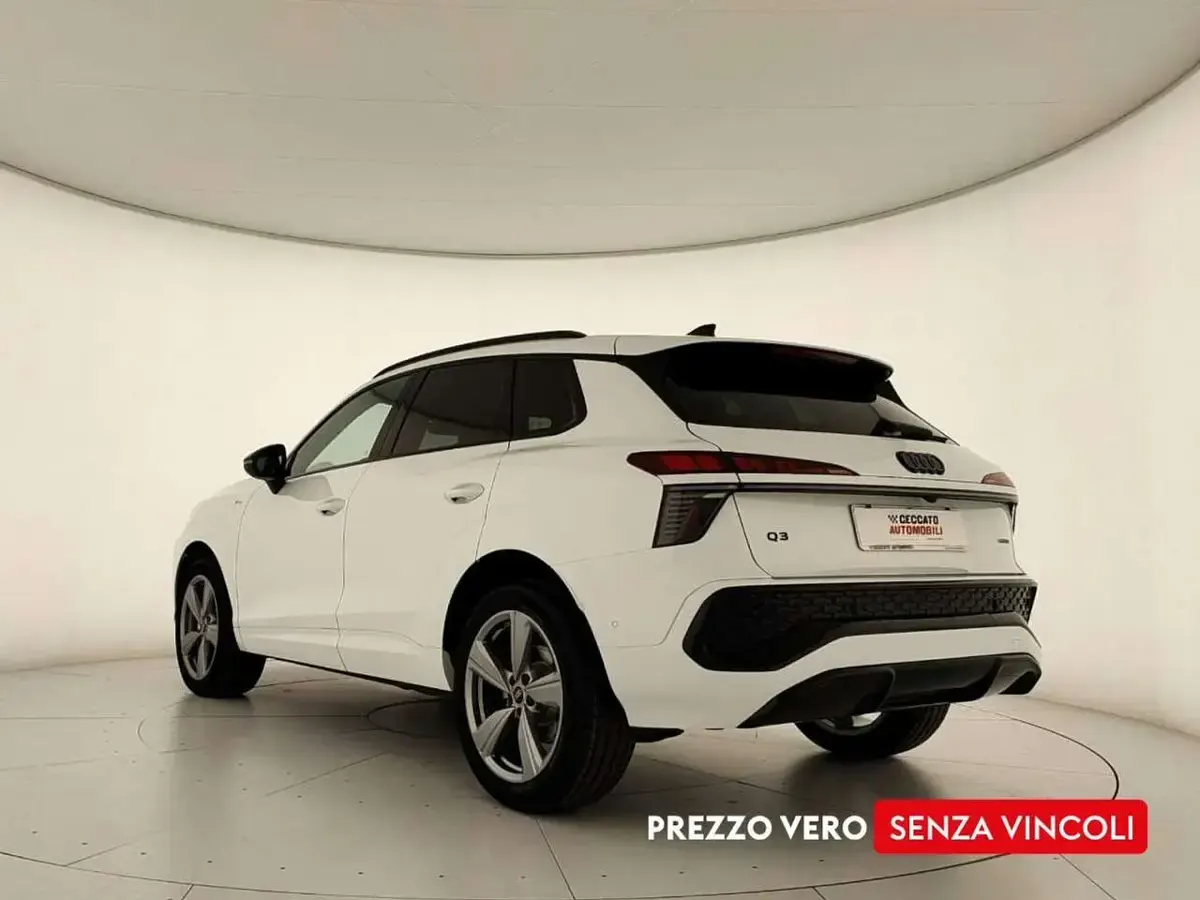 Nuova Audi Q3 S-Line 204 CV (150 kW) 2026 Bianco SUV