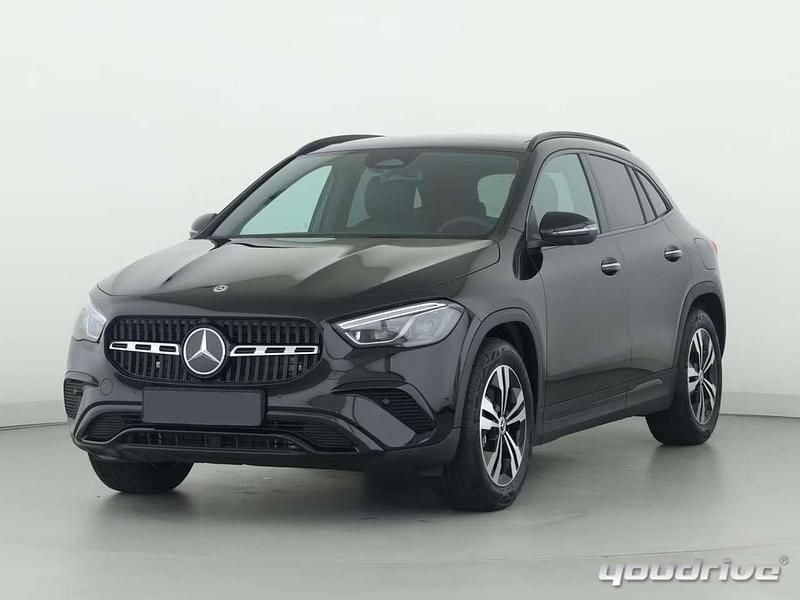 Nero Nuova 2025 Mercedes GLA200 Advanced SUV | 39.990 € (Super prezzo) - Immagine 1/1