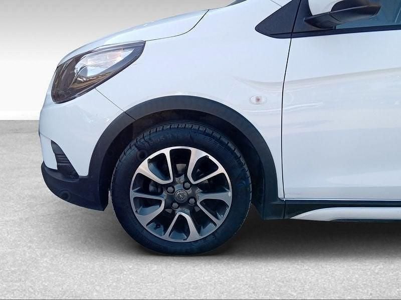 Usata Opel Karl Rocks 75 CV (55 kW) 2018 Bianco Utilitaria
