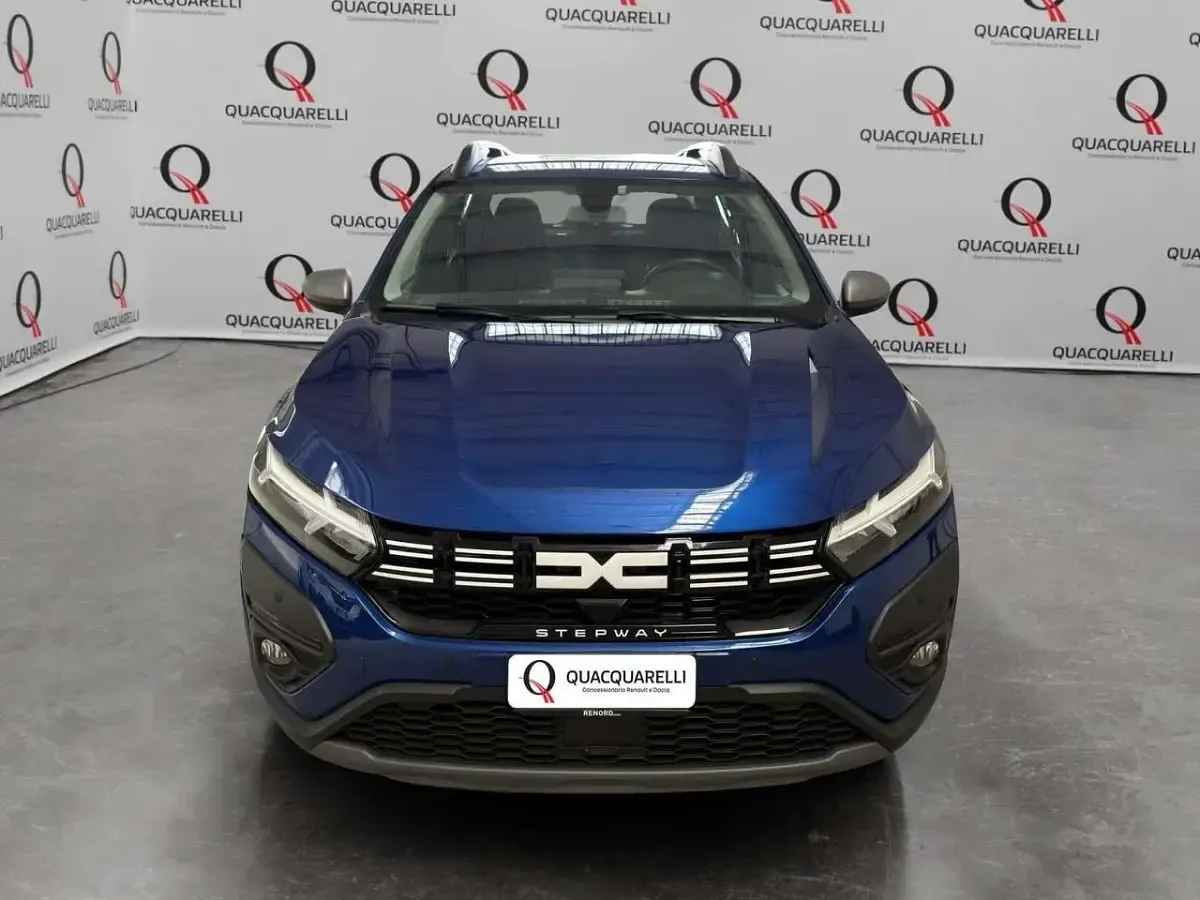 Usata Dacia Sandero Expression 101 CV (74 kW) 2023 Blu/azzurro Berlina