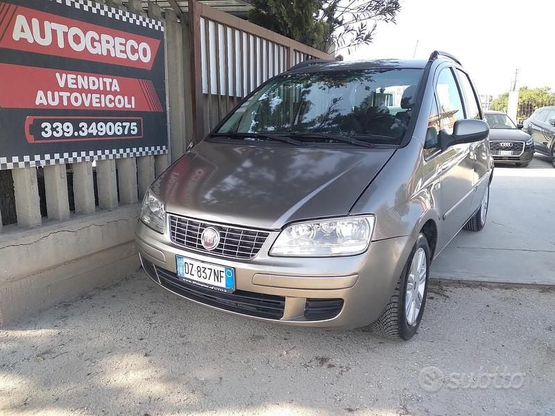 Usata Fiat Idea 77 CV (56 kW) 2010 Giallo Monovolume