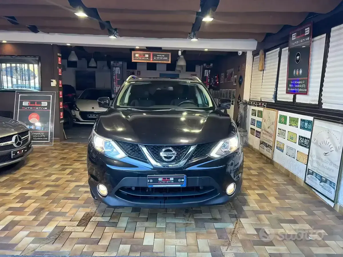 Occasion Nissan Qashqai Tekna 110 ch (80 kW) 2015 Noir SUV