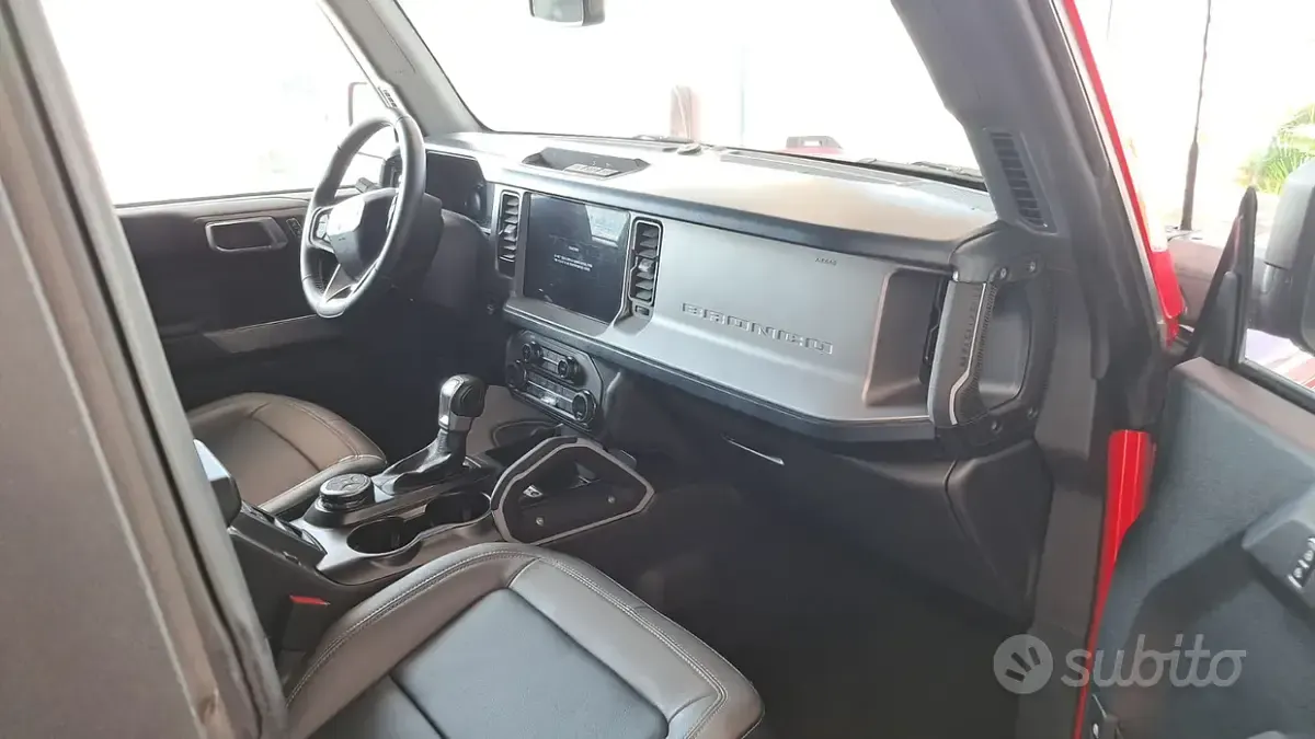 Usata Ford Bronco 335 CV (246 kW) 2024 Rosso SUV