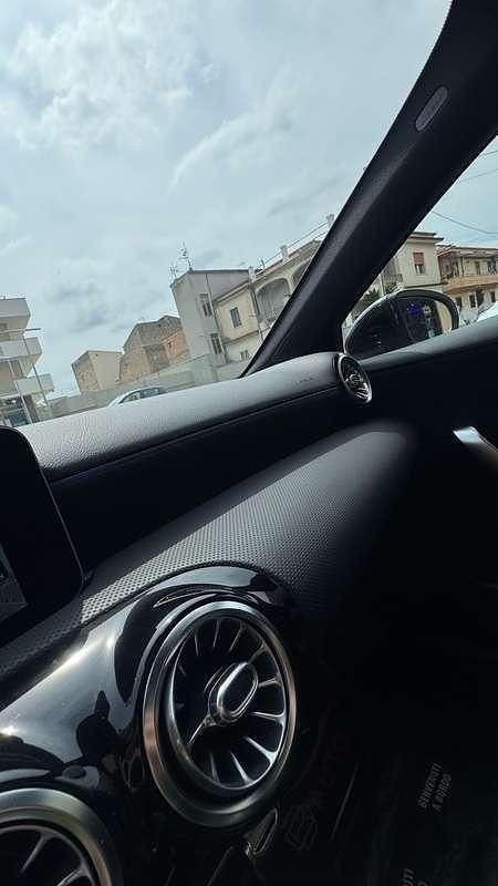 Usata Mercedes A180 Premium 116 CV (85 kW) 2020 Bianco Berlina