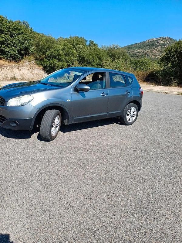 Usata Nissan Qashqai 110 CV (80 kW) 2011 Grigio SUV