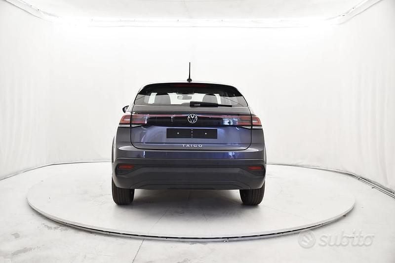 Nuova VW Taigo Life 95 CV (69 kW) 2025 Silver reflex metallizzato SUV