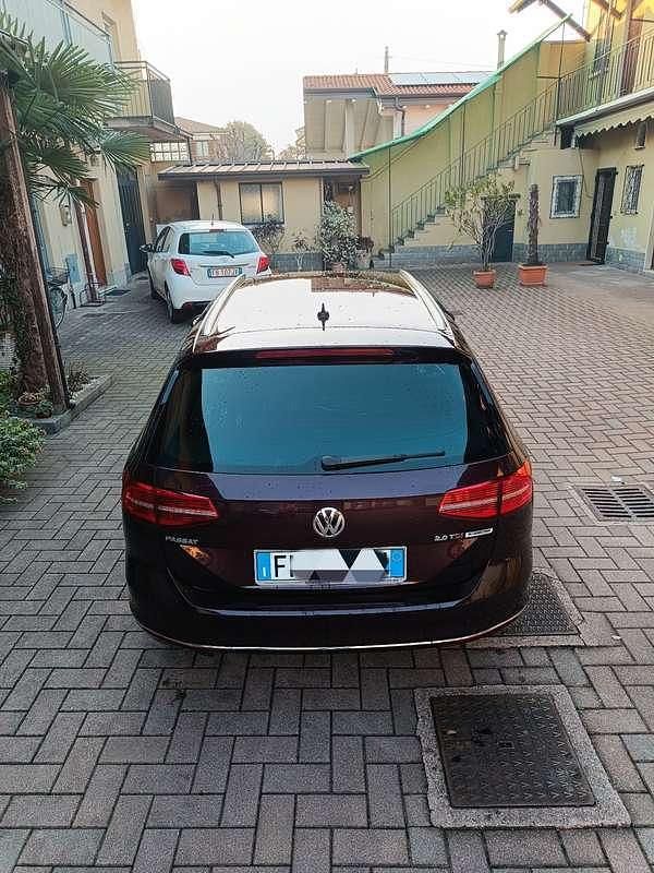 Usata VW Passat Executive 190 CV (139 kW) 2017 Rosso Station wagon
