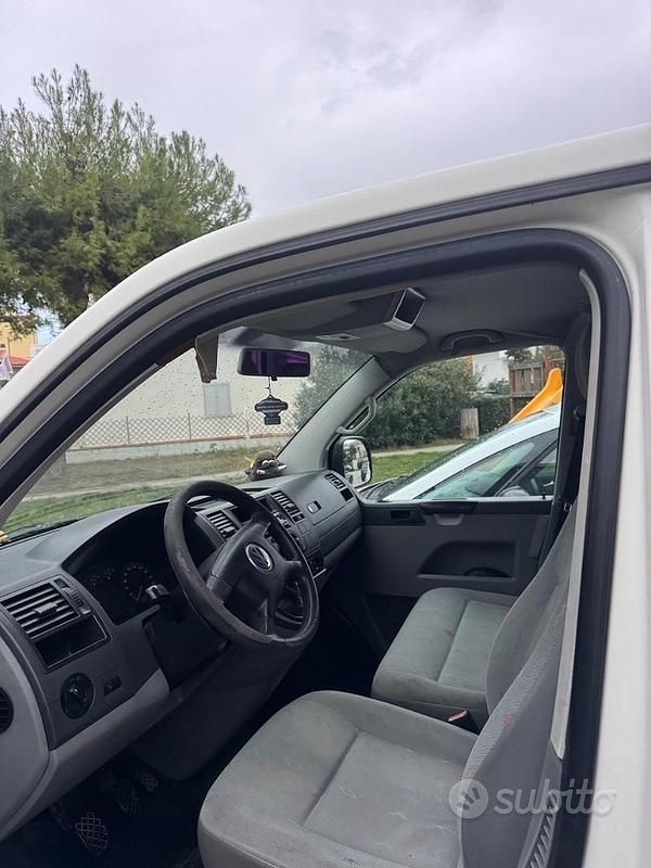 Usata VW T5 130 CV (95 kW) 2005 Furgone