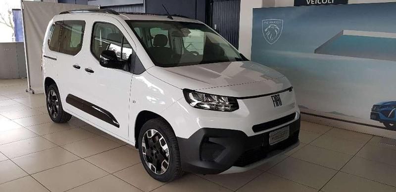 Nuova Fiat Doblò 102 CV (75 kW) 2025 Bianco Monovolume