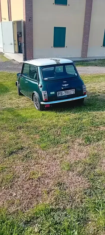 Usata Mini Cooper 44 CV (32 kW) 1990 Verde Utilitaria