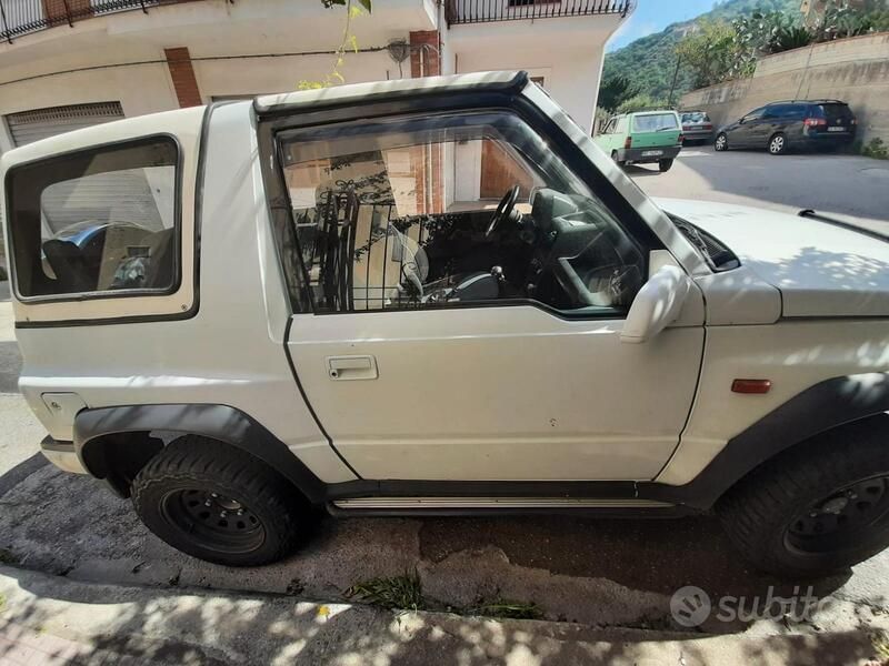 Usata Suzuki Vitara 75 CV (55 kW) 1990 Bianco SUV