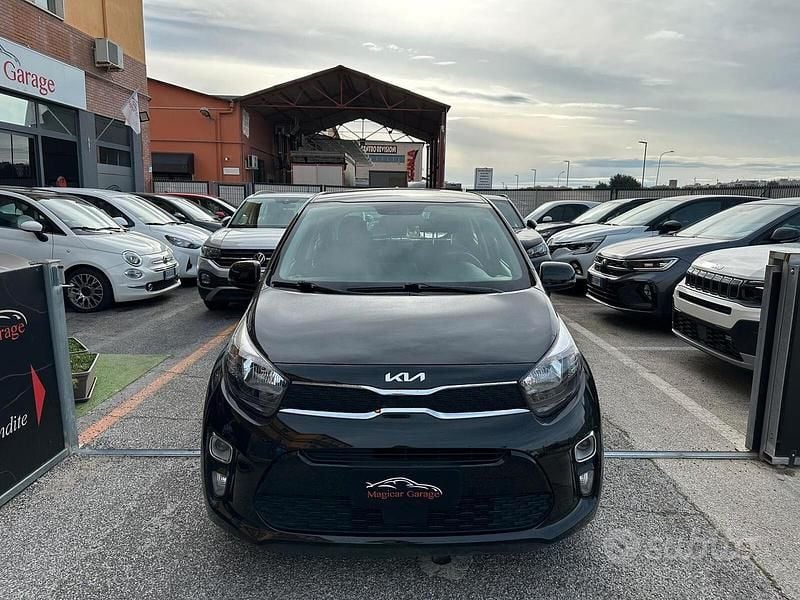 Usata Kia Picanto Style 65 CV (47 kW) 2023 Nero Utilitaria