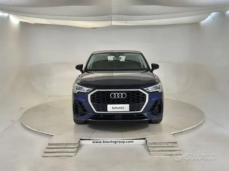 Usata Audi Q3 Sportback Business Plus 150 CV (110 kW) 2023 Blu SUV