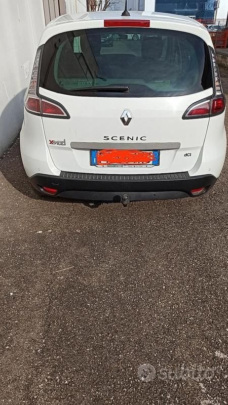 Usata Renault Scénic III LIMITED 110 CV (80 kW) 2016 Bianco Monovolume