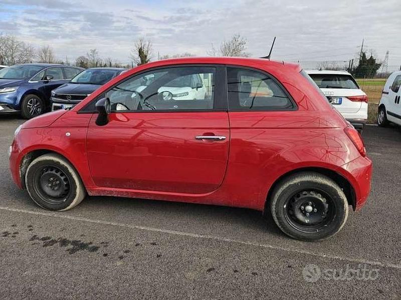 Usata Fiat 500 70 CV (51 kW) 2023 Rosso Utilitaria