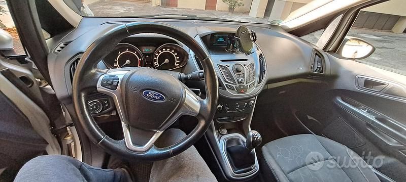 Usata Ford B-MAX 75 CV (55 kW) 2014 Argento Monovolume