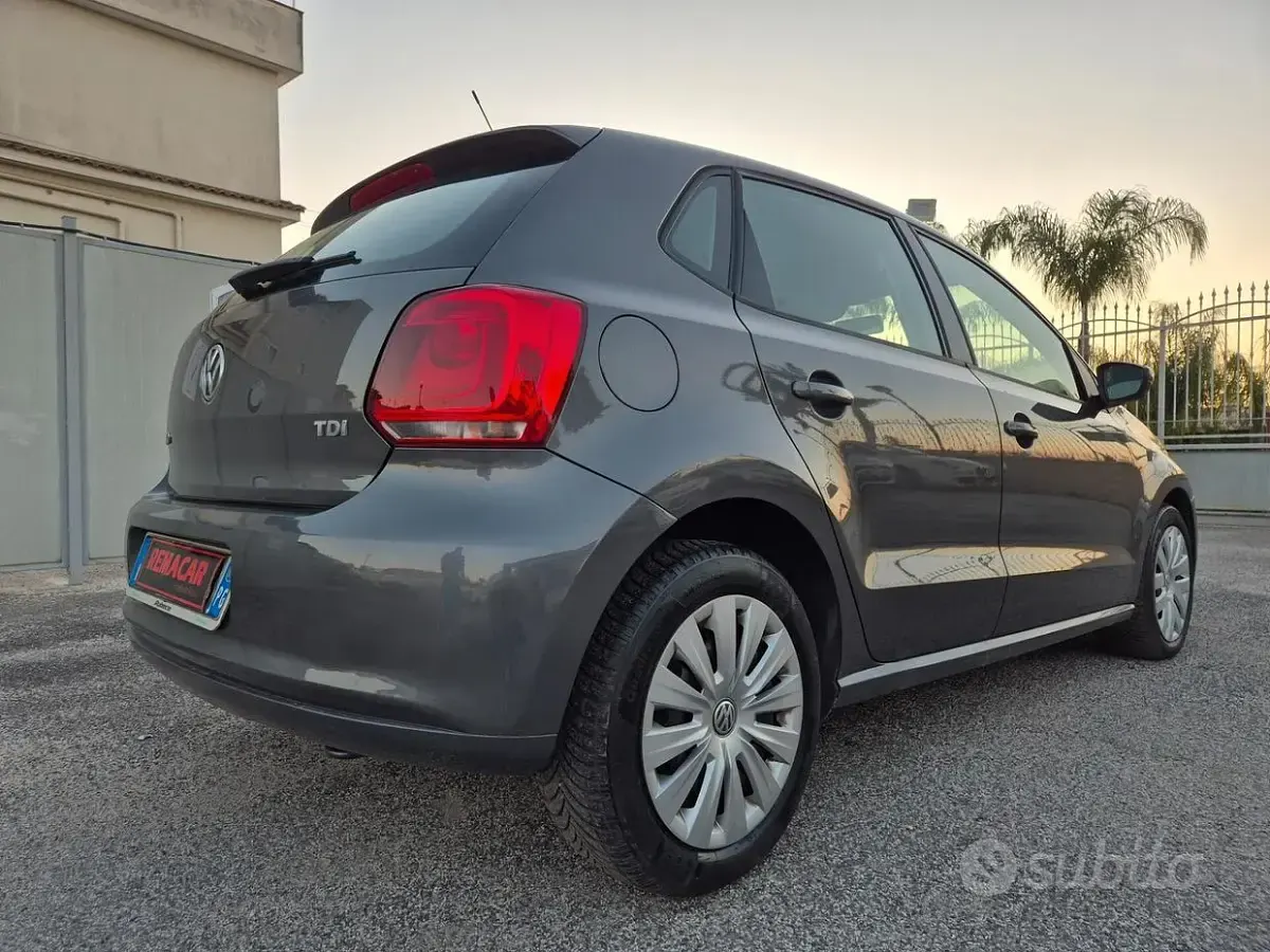 Usata VW Polo 75 CV (55 kW) 2012 Grigio Utilitaria