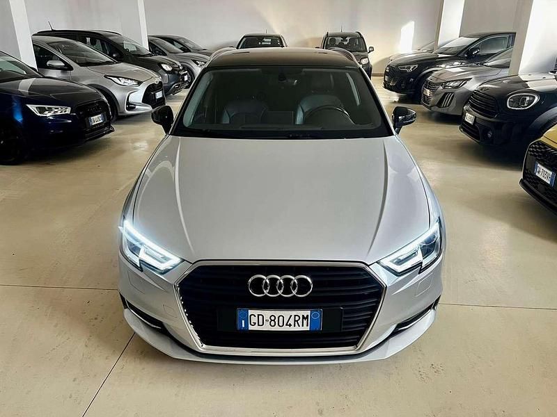 Usata Audi A3 Ambiente 116 CV (85 kW) 2019 Grigio Berlina
