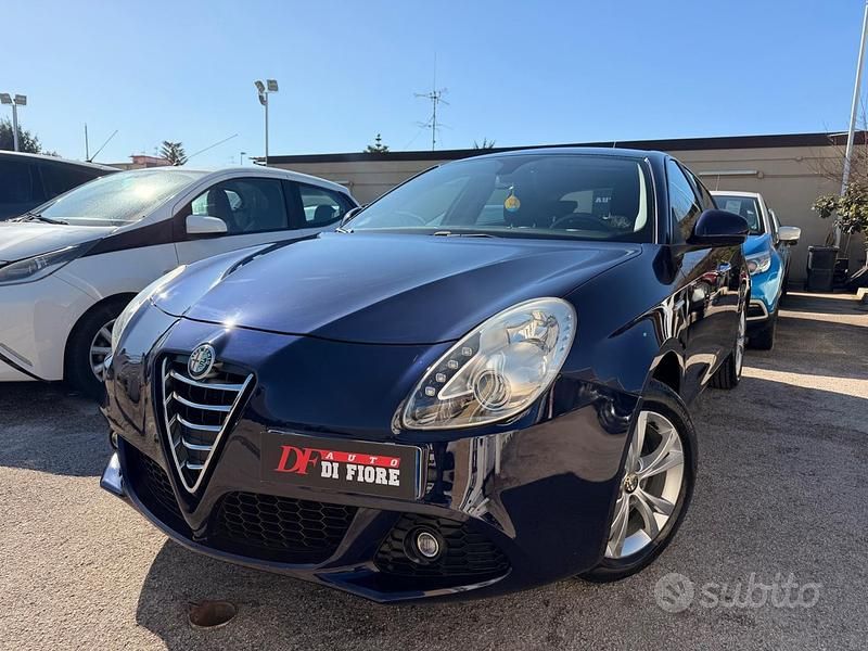 Usata Alfa Romeo Giulietta Distinctive 170 CV (125 kW) 2011 Blu Utilitaria