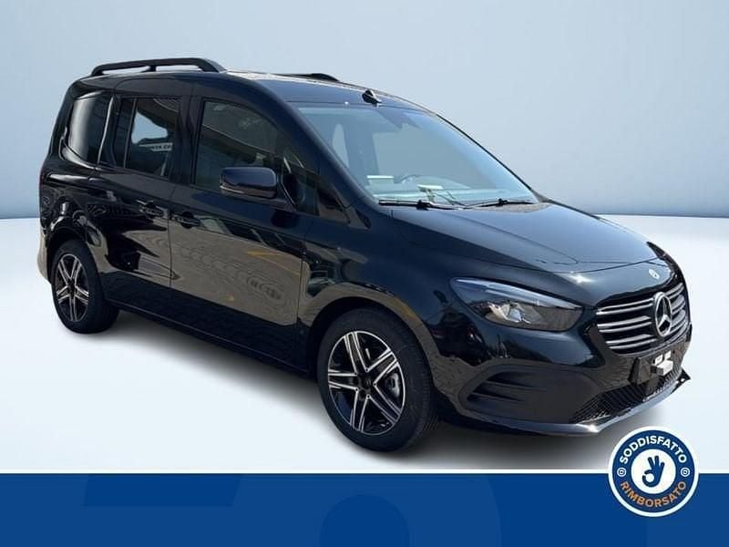 Usata Mercedes T180 115 CV (84 kW) 2025 Nero Monovolume