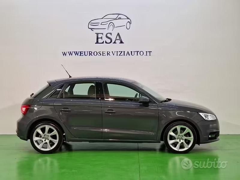 Usata Audi A1 Sport 116 CV (85 kW) 2015 Grigio scuro Utilitaria
