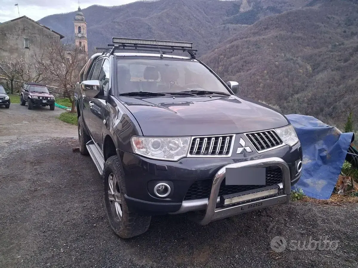 Usata Mitsubishi L200 136 CV (100 kW) 2011 Pick-up