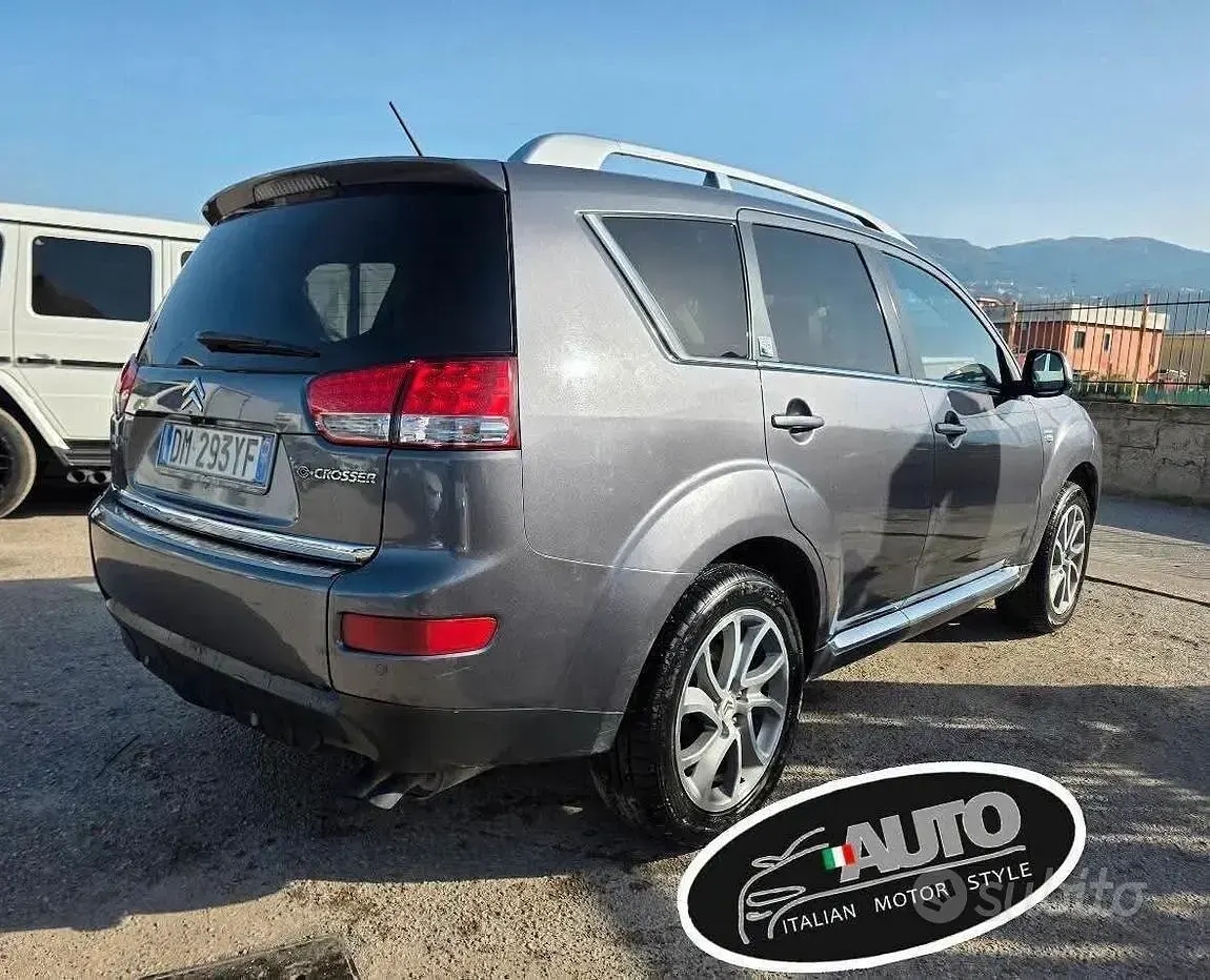 Usata Citroën C-Crosser 156 CV (114 kW) 2008 Grigio SUV