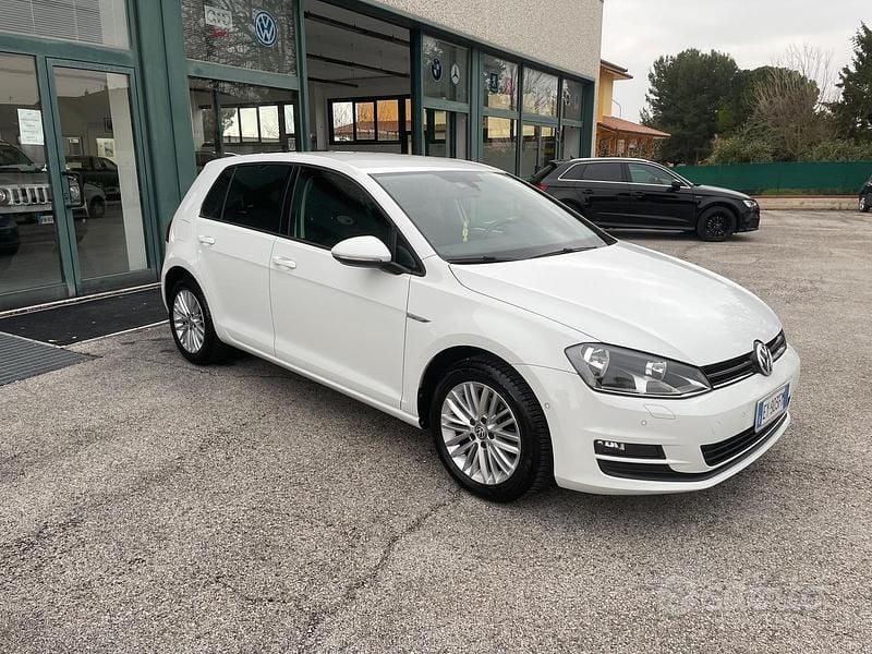 Usata VW Golf VII Cup 105 CV (77 kW) 2014 Bianco Berlina