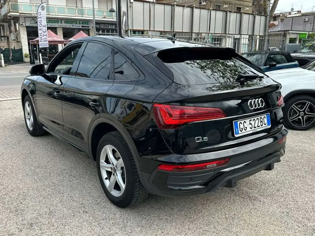 Usata Audi Q5 Advanced 204 CV (150 kW) 2022 Nero SUV