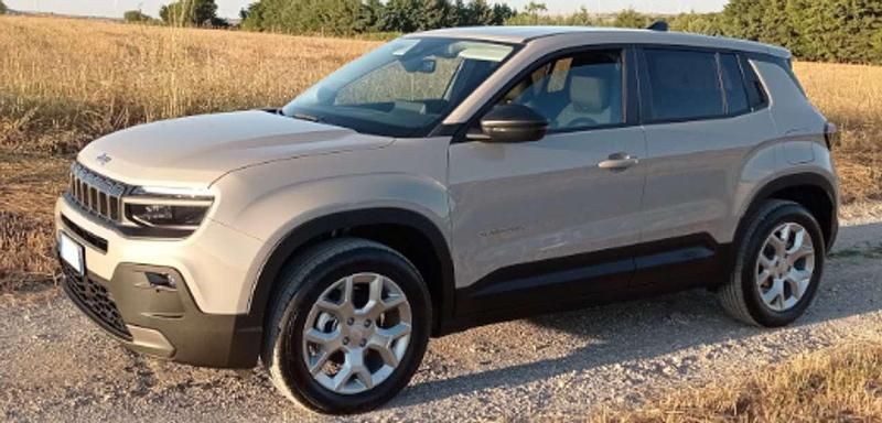 Nuova Jeep Avenger Longitude 101 CV (74 kW) 2025 Volcano SUV