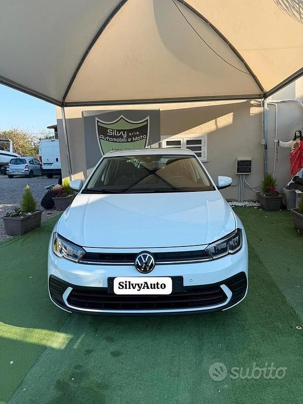 Usata VW Polo 80 CV (58 kW) 2021 Bianco Utilitaria