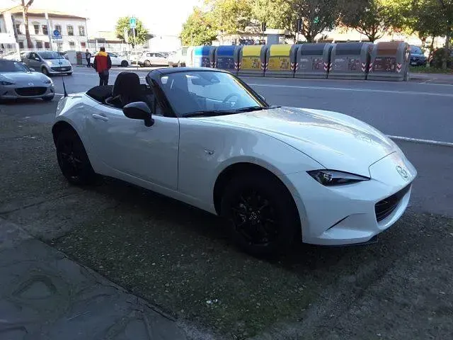 Nuova Mazda MX5 Prime-Line 131 CV (96 kW) 2026 Bianco Cabrio