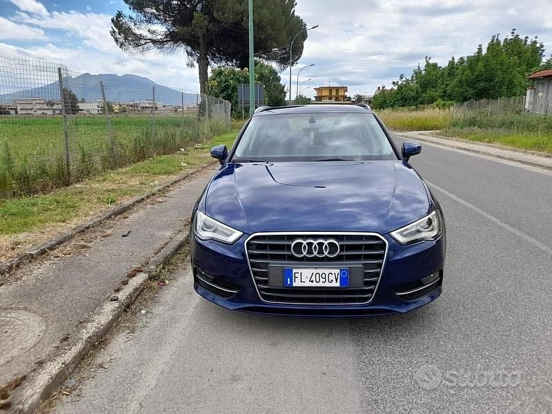 Usata Audi A3 Attraction 110 CV (80 kW) 2016 Blu Berlina