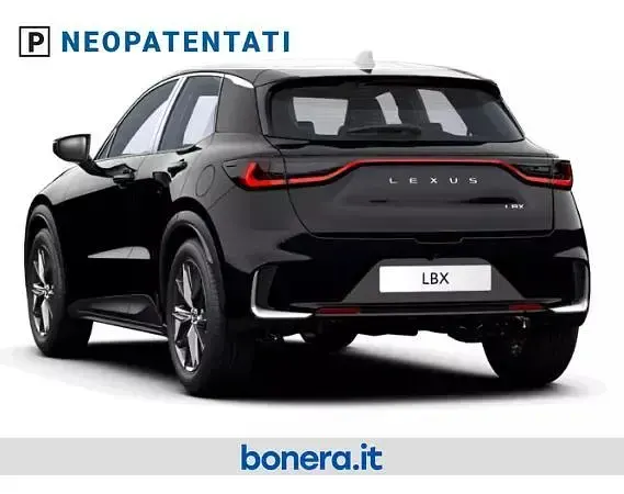 Nuova Lexus LBX 136 CV (100 kW) 2026 Nero SUV