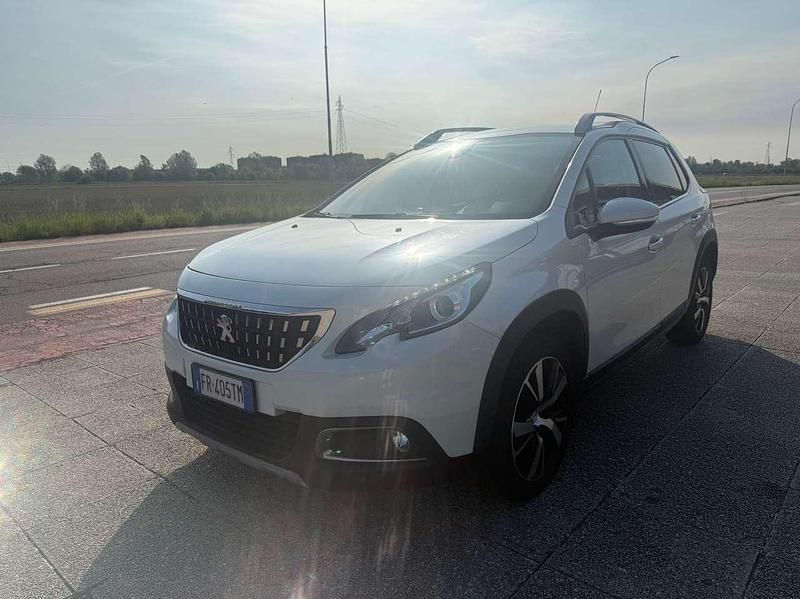 Usata Peugeot 2008 Allure 110 CV (80 kW) 2018 Bianco SUV