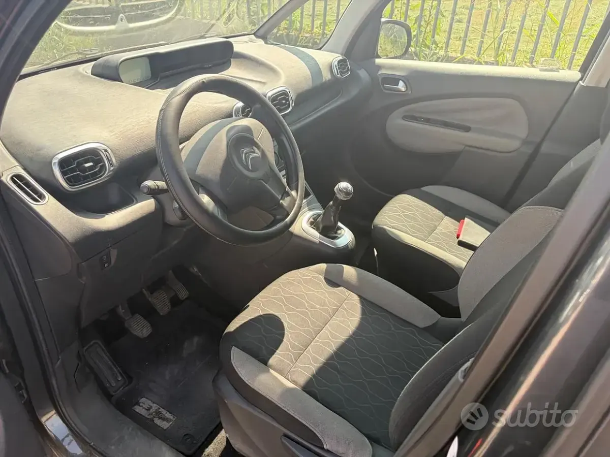 Usata Citroën C3 Picasso Exclusive 95 CV (69 kW) 2013 Grigio Monovolume