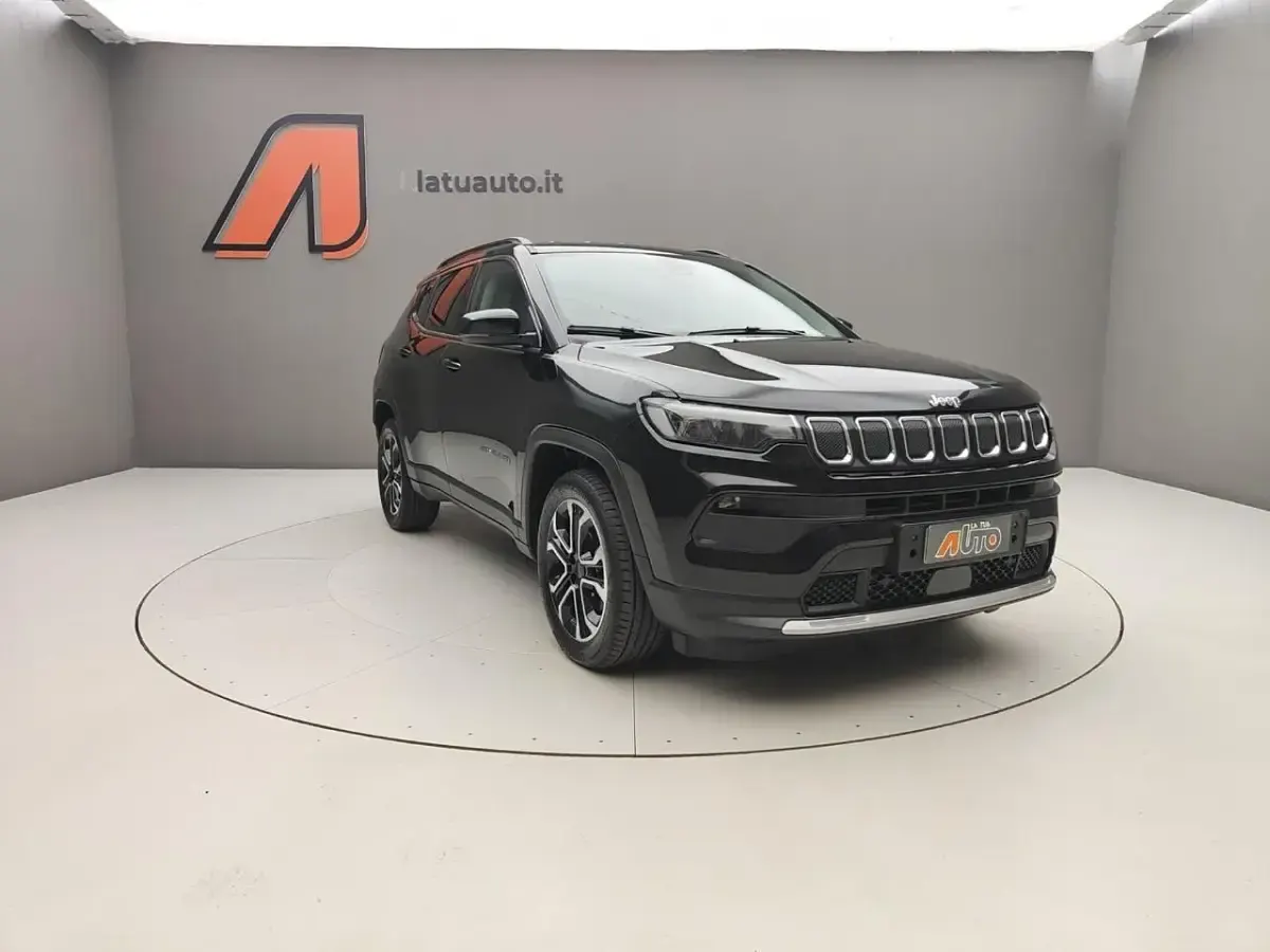 Usata Jeep Compass Limited 131 CV (96 kW) 2024 Nero SUV