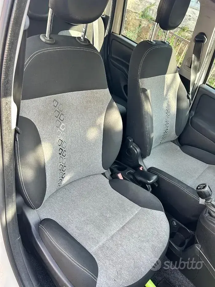 Usata Fiat Panda Easy 85 CV (62 kW) 2017 Giallo Utilitaria