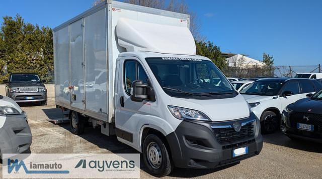Usata Opel Movano 140 CV (102 kW) 2023 Bianco Furgone