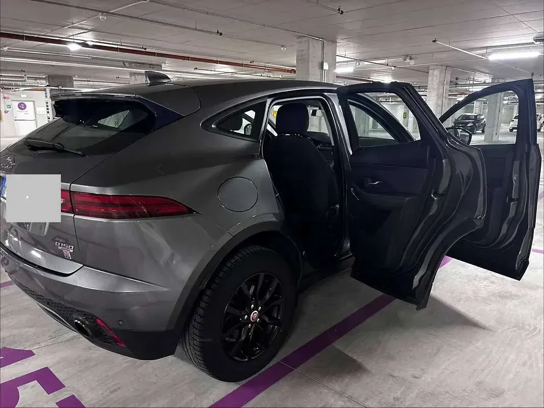 Usata Jaguar E-Pace 150 CV (110 kW) 2018 Grigio SUV