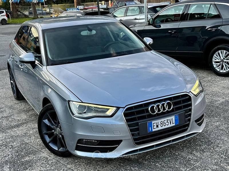 Usata Audi A3 S-Line 110 CV (80 kW) 2014 Grigio Berlina