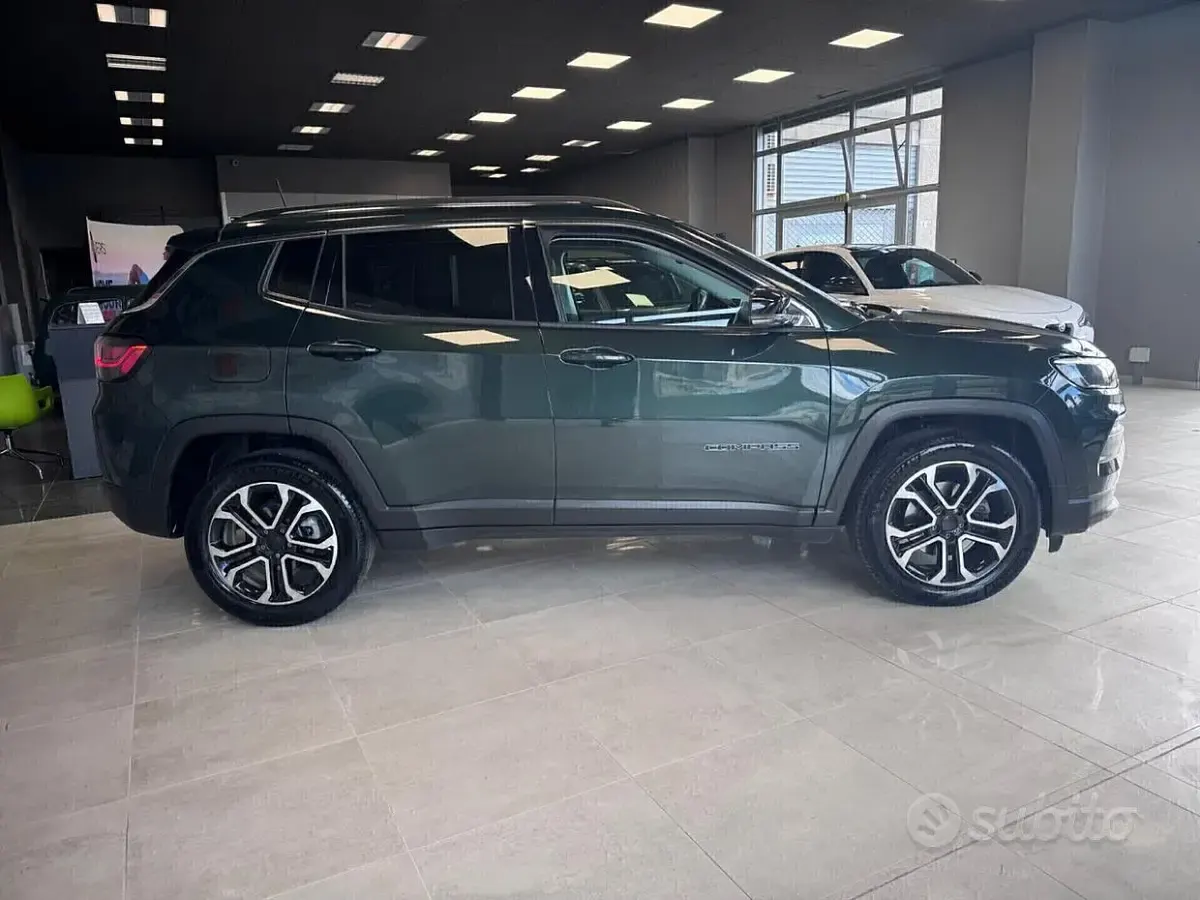Usata Jeep Compass Limited 131 CV (96 kW) 2021 Verde SUV